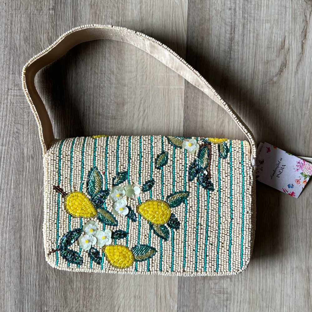 Embellished Lemon Pattern Shoulder Bag - Picture 4 of 6
